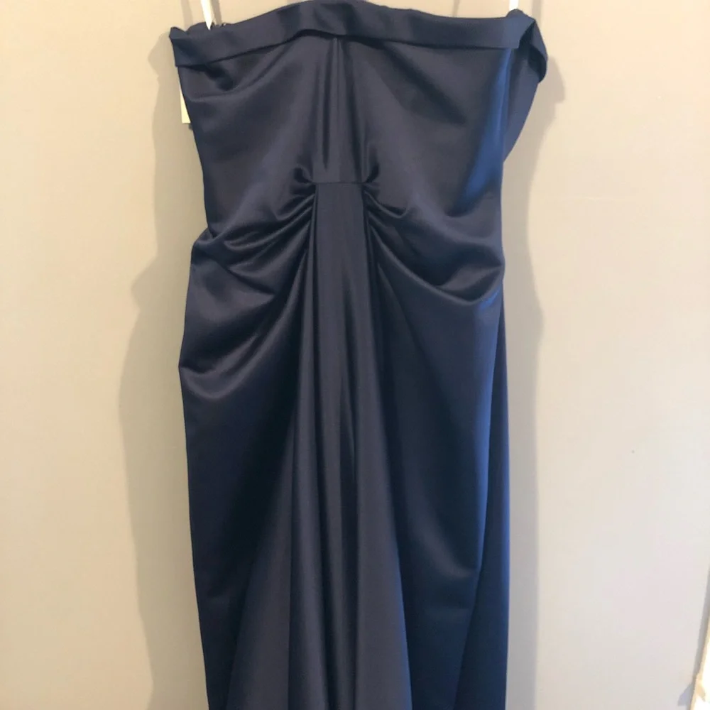 David's Bridal Bridesmaid dress - Picture 2 of 6
